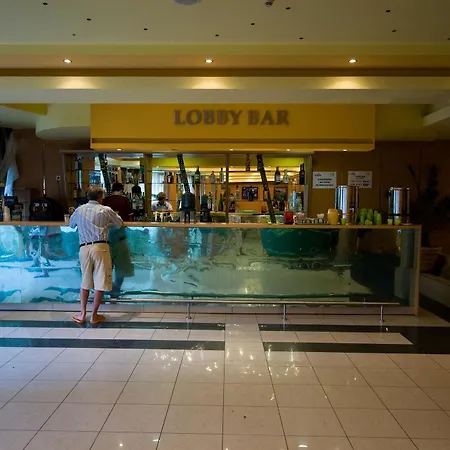 Hotell Club Strandja 4*